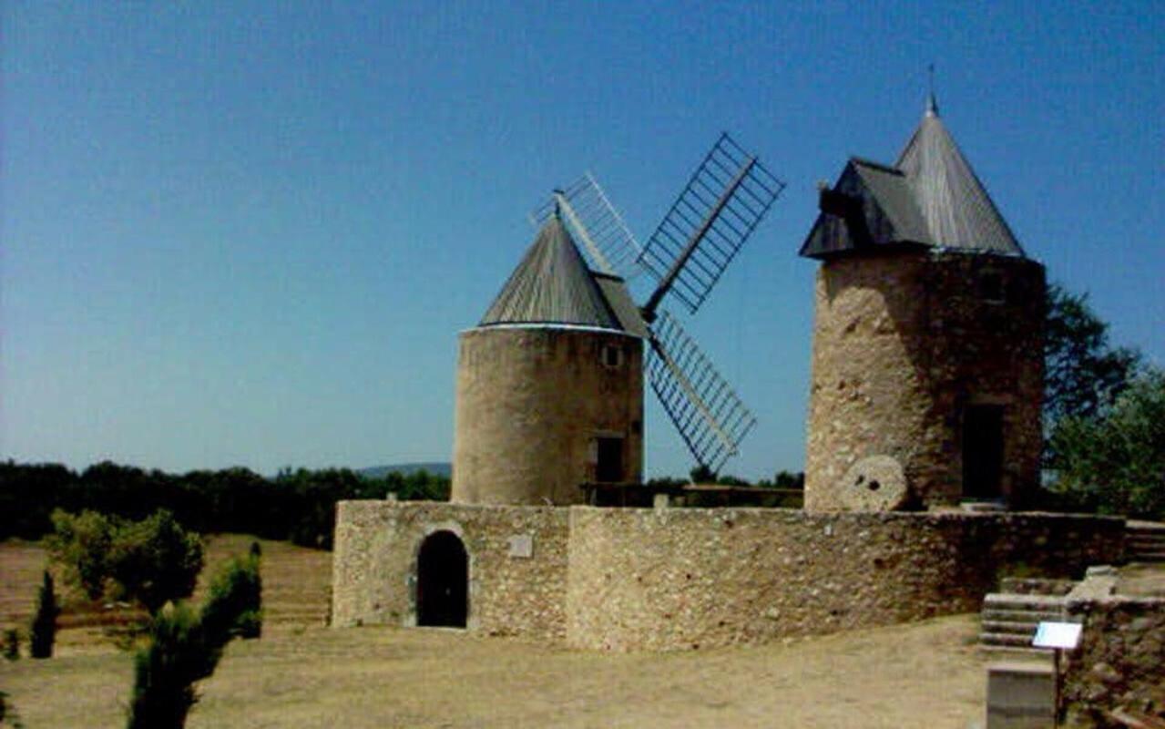 Les Heures Douces Villa Régusse Exterior photo